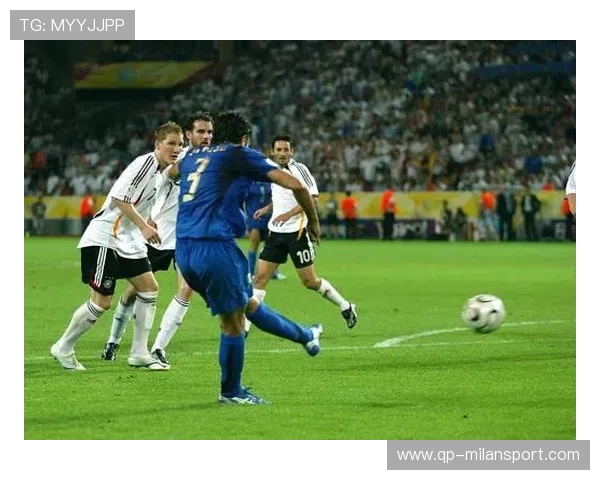 加比亚单刀冷静推射完成绝杀